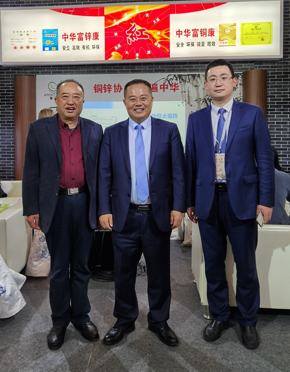 news06.jpg news06.jpg