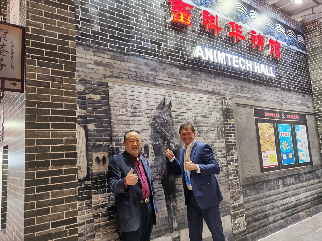 news16.jpg news16.jpg