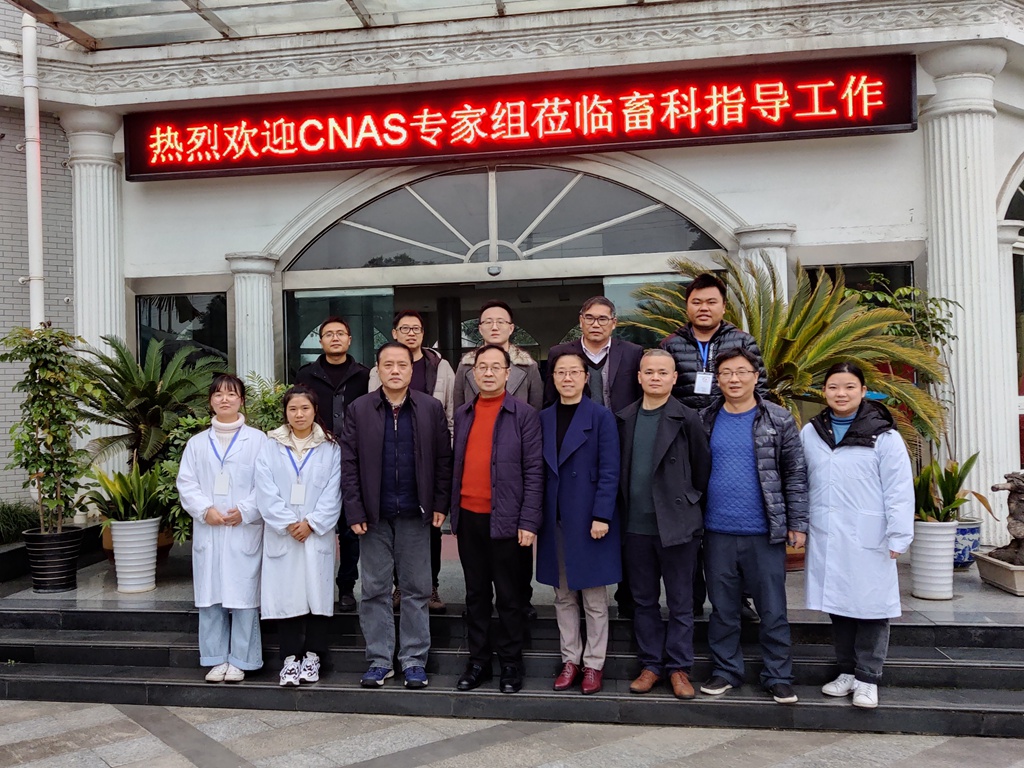 news01.jpg news01.jpg