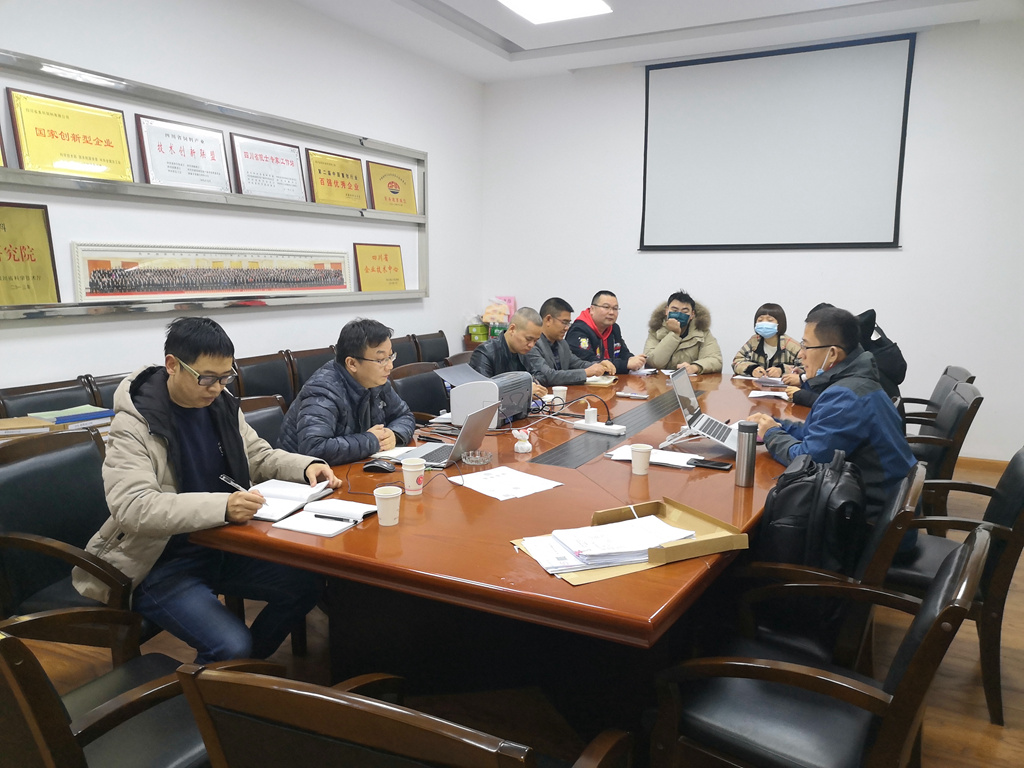 news001.jpg news001.jpg